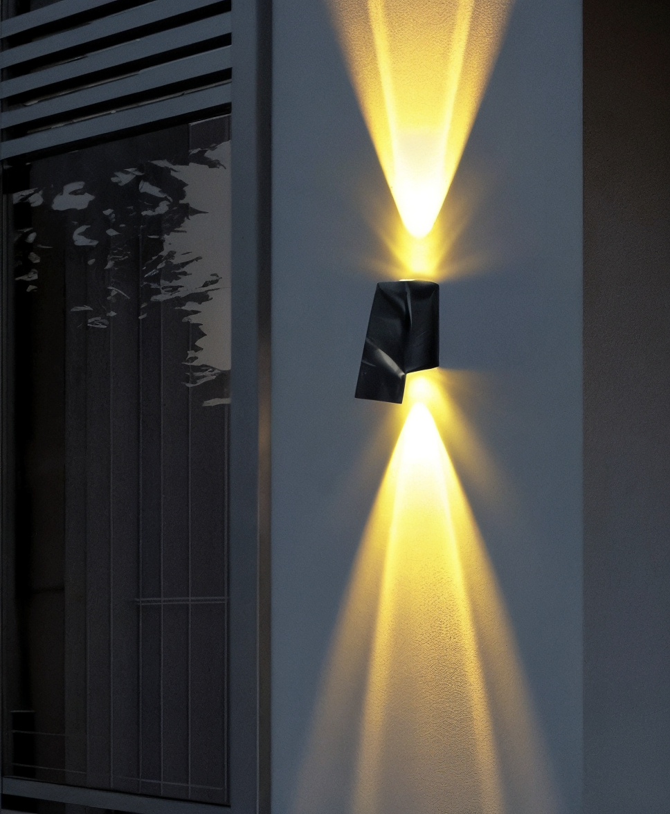 YH0635 Specifications Solar Panel: Monocrystalline sillicon, 5V 0.65W Light Source:SMD3030/0.5W(2PCS)